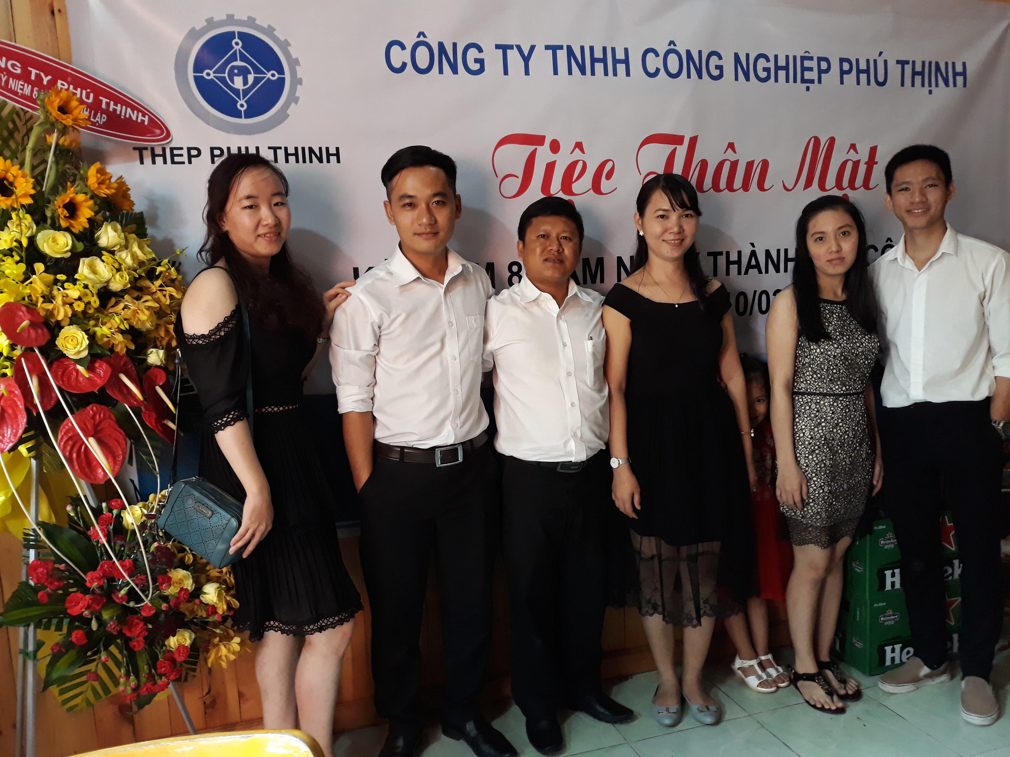 Công ty TNHH công nghiệp Phú Thịnh - Thép đặc biệt