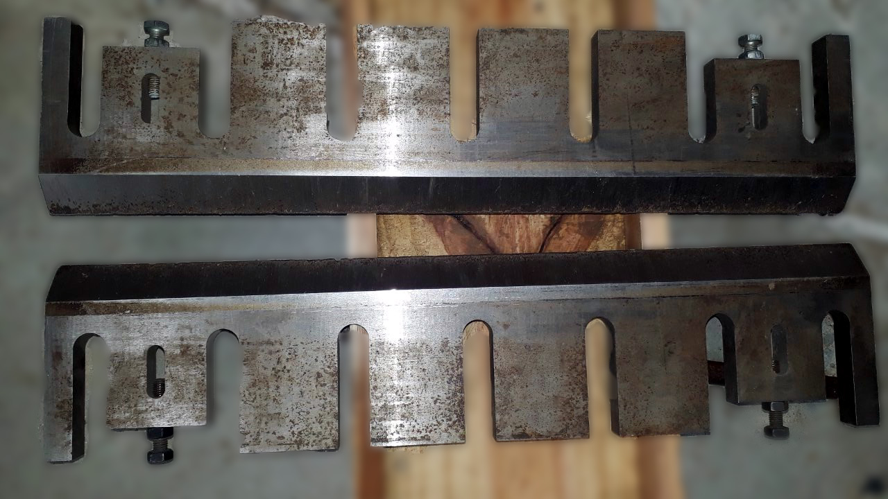 Thép tấm SKD11 làm dao băm gỗ